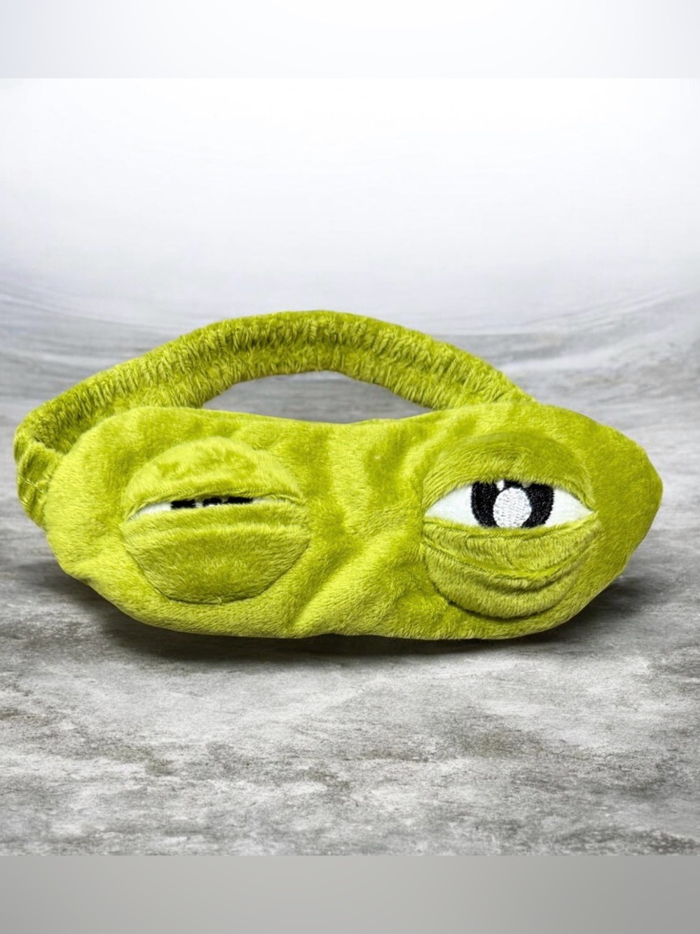 Frog Plush 3D Sleep Mask - Funny Interactive Meme Eyelids Eye Cover NEW